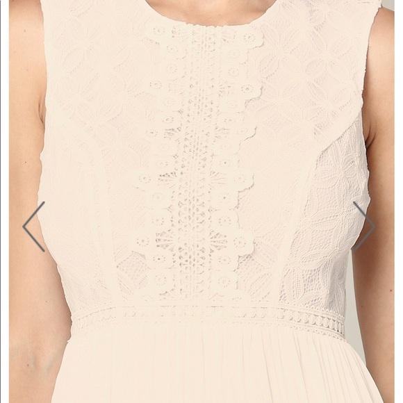 NWT Bebe Sleeveless Lace Backout Dress - Picture 3 of 3